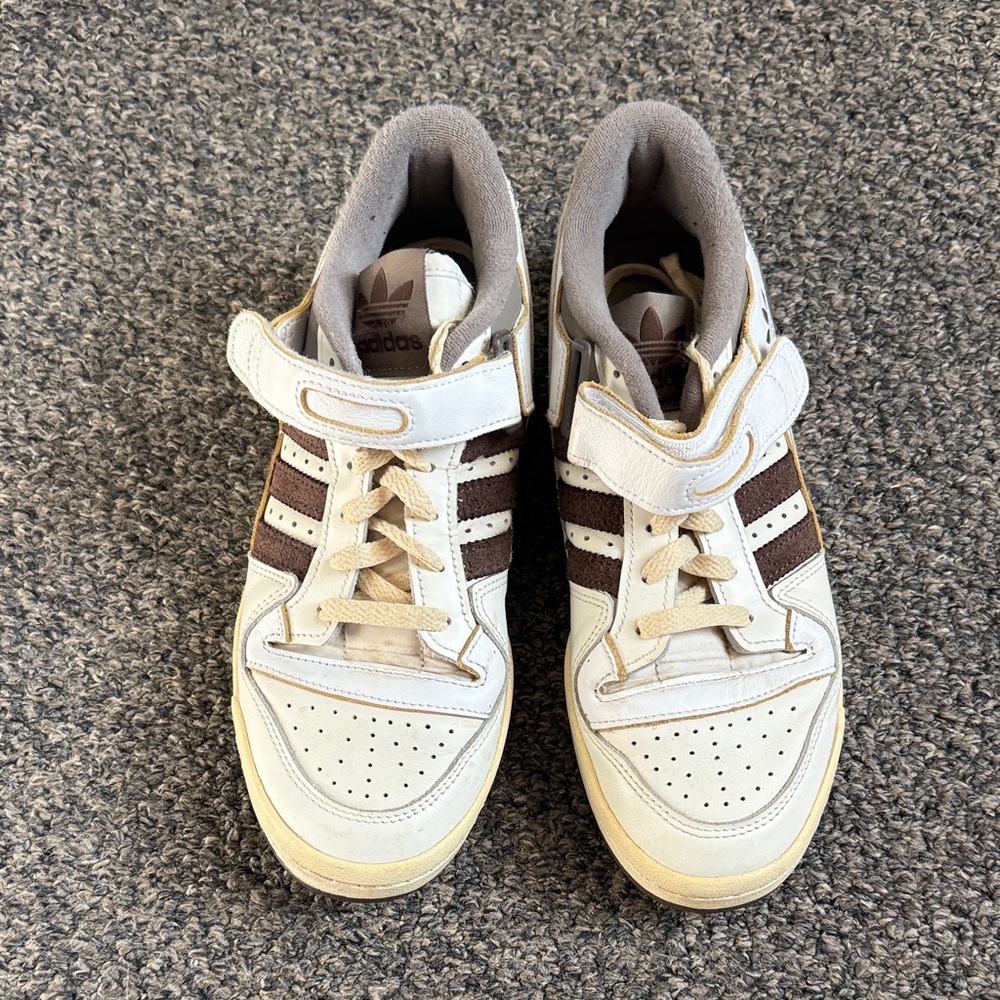 Adidas Forum 84